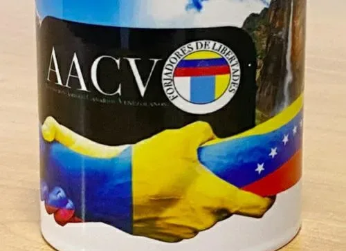 Taza de la Asociación Amigos Canarios Venezolanos AACV